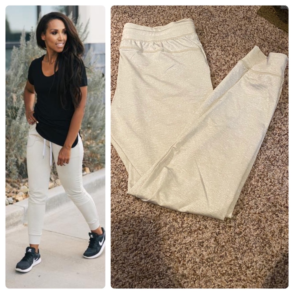 Zyia Cozy Joggers in Oatmeal